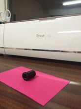 Load image into Gallery viewer, Sharpie Fine Marker Adapter for Cricut Maker - Made in Canada