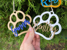 Load image into Gallery viewer, Custom Dog Paw Ornament - Made in Canada