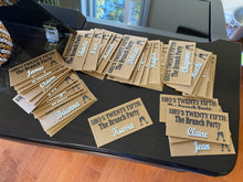 Load image into Gallery viewer, Custom Place Cards - Made in Canada