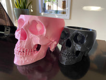 Load image into Gallery viewer, Skull Planter/Bowl - Made in Canada